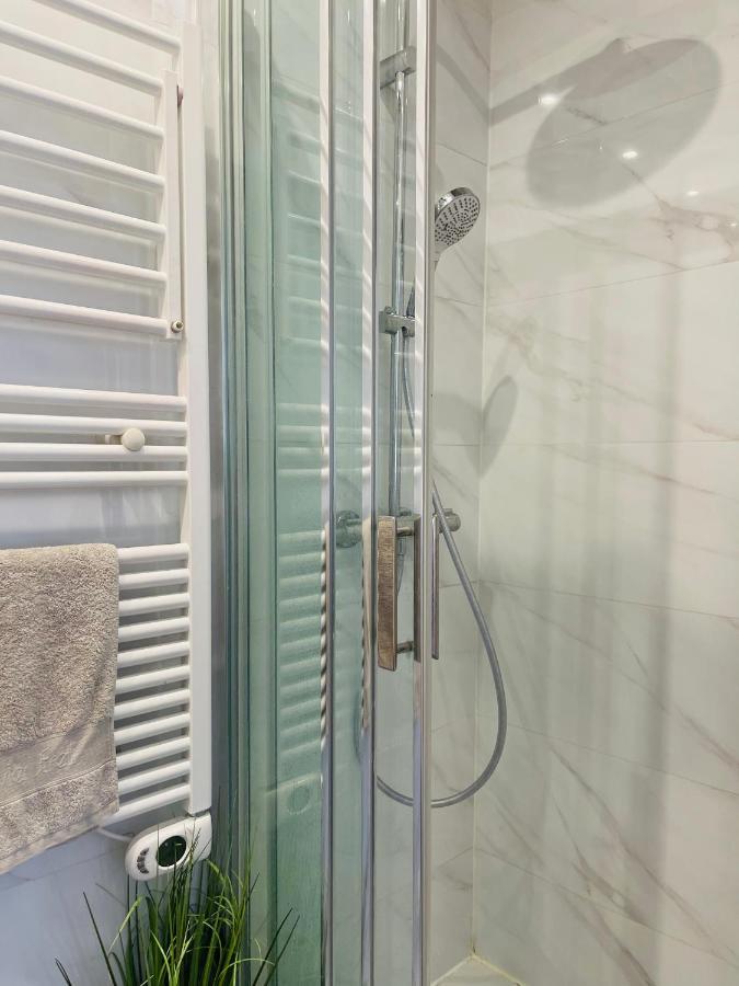Le Nid Douillet De Patricia Apartment Paris Exterior foto